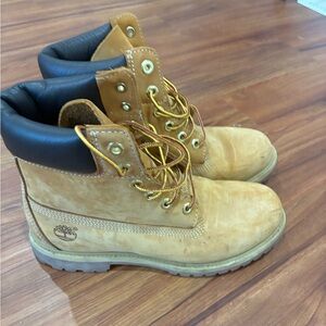 Timberland Brown and Black Leather Boots